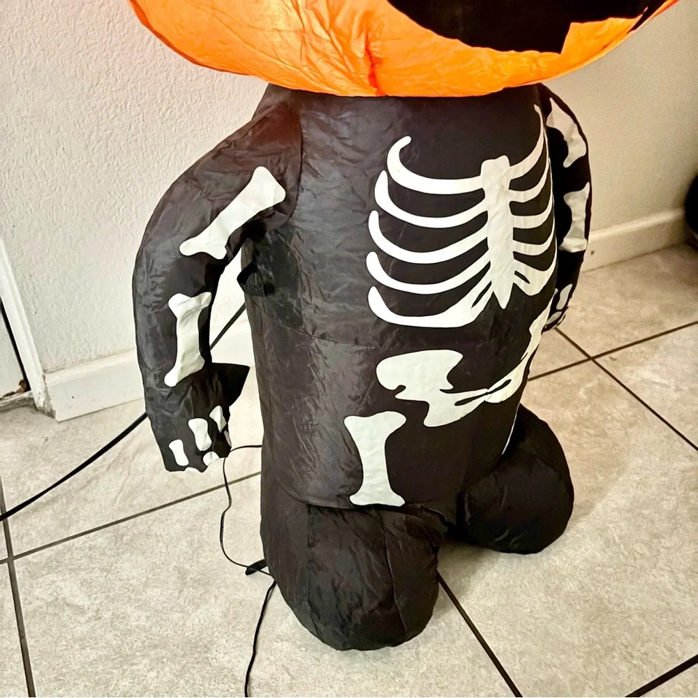 3.5ft. Gemmy Airblown Inflatable Happy Pumpkin Boy Skeleton Halloween Holiday‎